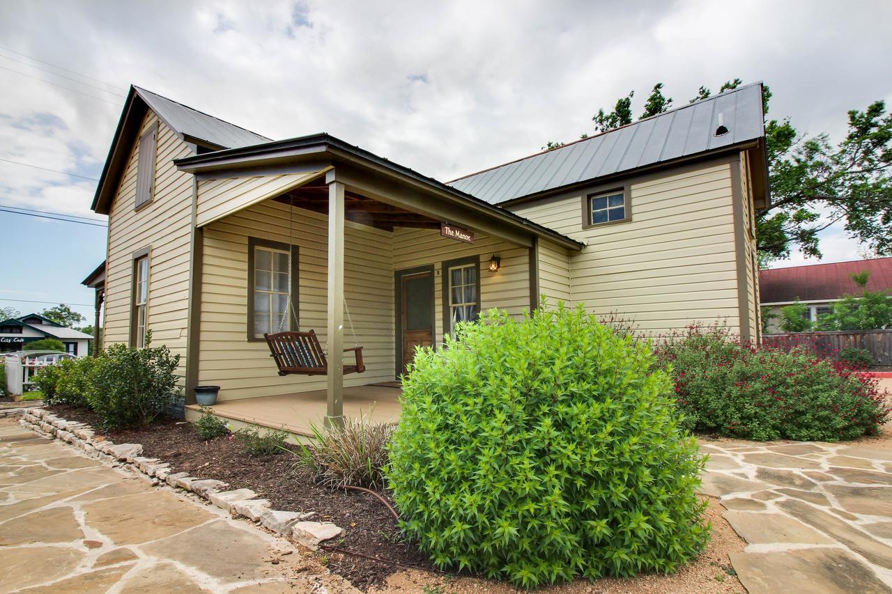 Wine Country Cottages On Main フレデリックスバーグ 部屋 写真